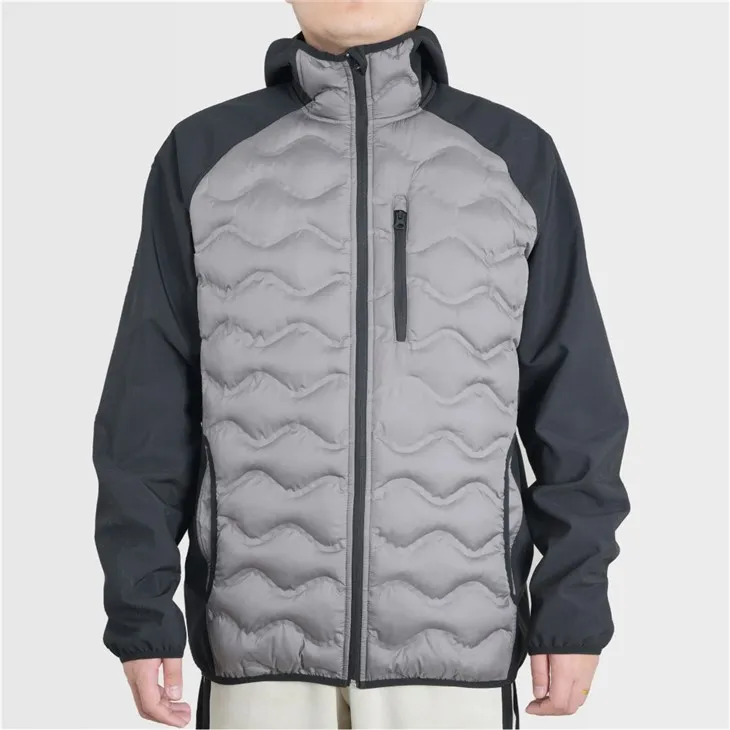 Hybridpolsterjacke im Freien